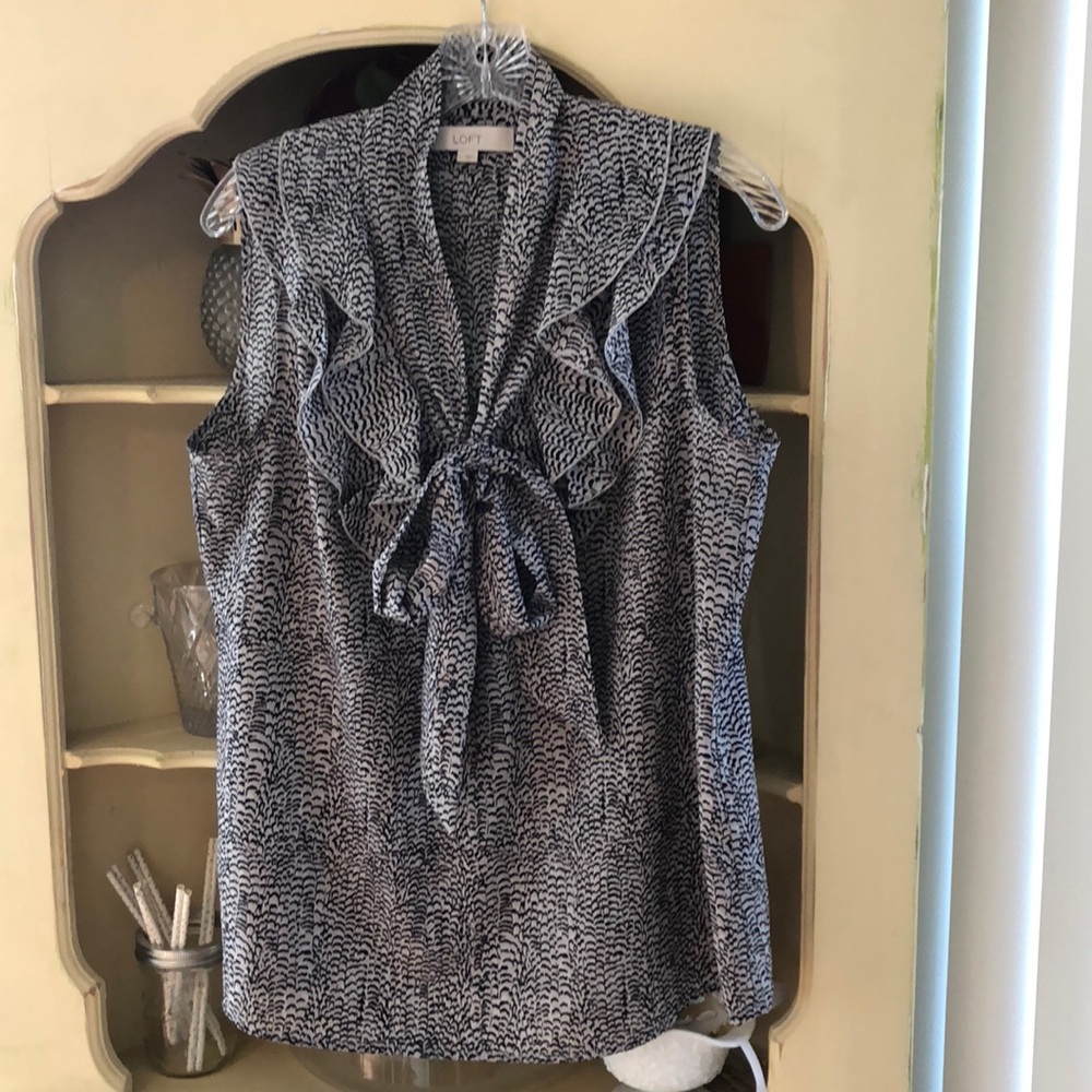 Sleeveless, ruffled LOFT blouse